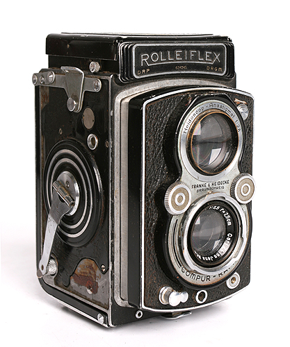 Фотоаппарат "Rolleiflex" Металл, линза Германия, первая половина ХХ века в свое время таким популярным инфо 6124g.